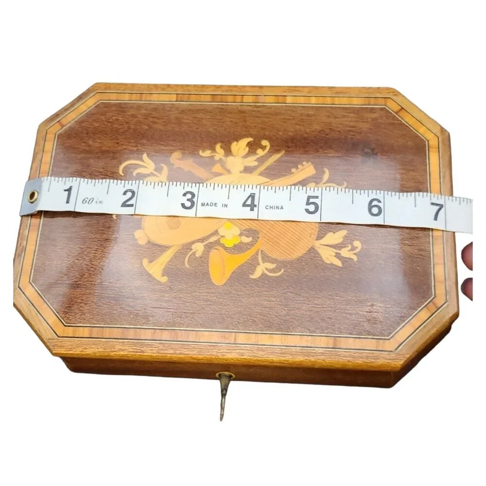 A.Gargiulo & Fannuzzy Sorrento Jewelry Music Box Wood‎ Inlay Guitar ITALY